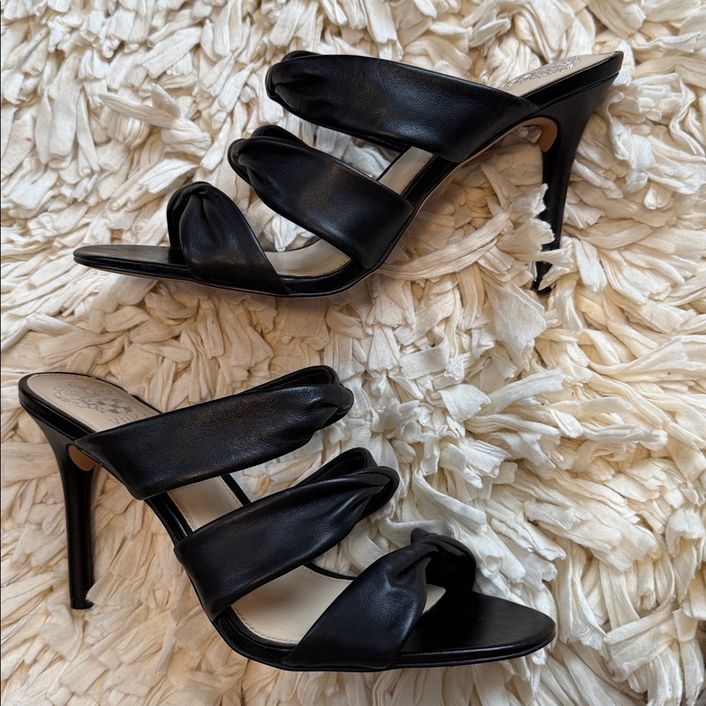 Vince Camuto black leather heels - Picture 3 of 8